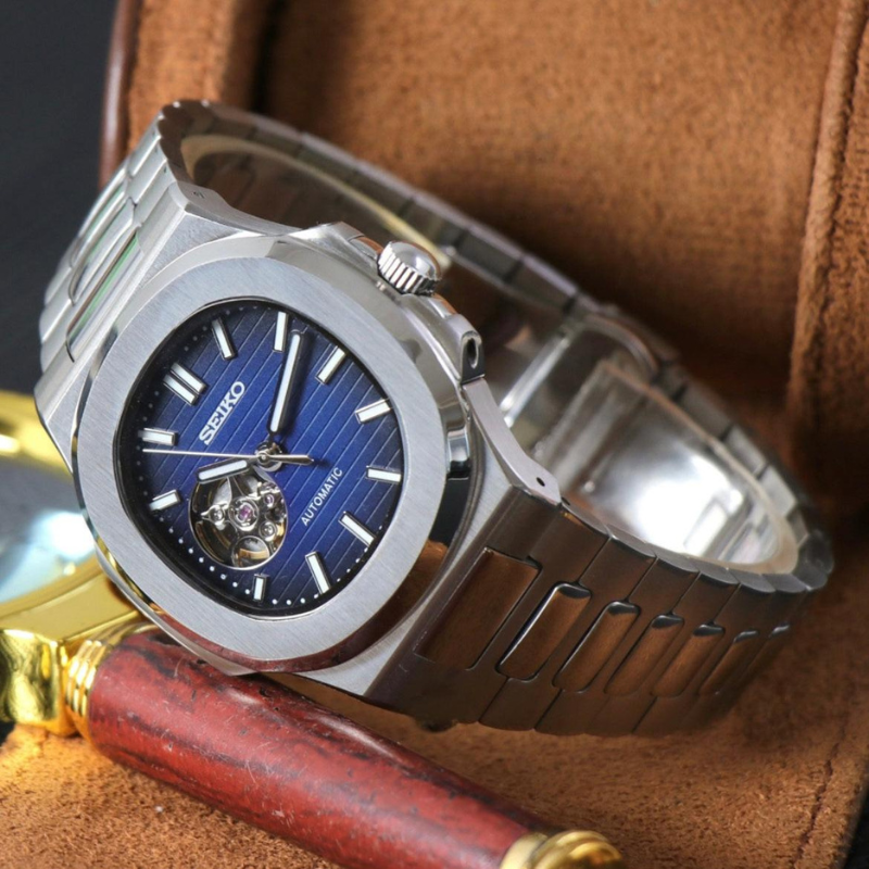 Nautiko “Navy Openheart” – 41mm Automatic Watch
