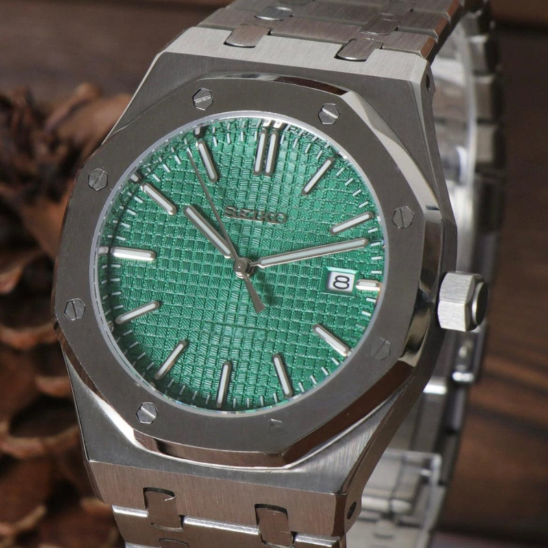 Royal Seikoak “Green” – 41mm Automatic Watch