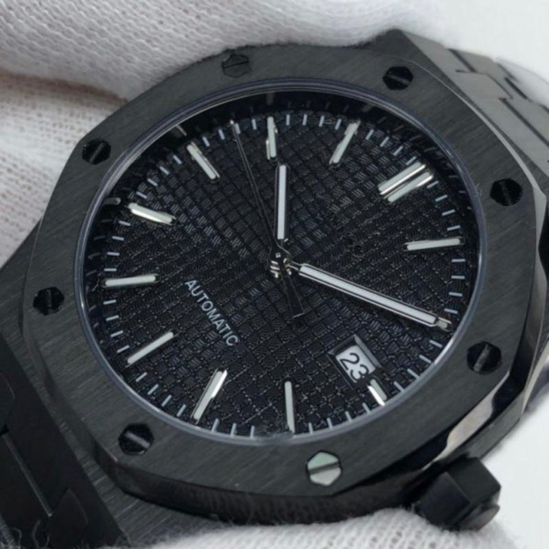 Royal Seikoak “Triple Black” – 41mm Automatic Watch