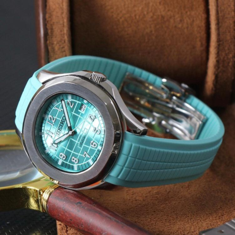 Seikonaut “Tiffany” – 41mm Automatic Watch