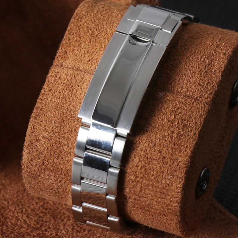 Seitona “Panda” – 40mm Hybrid Chronograph Watch