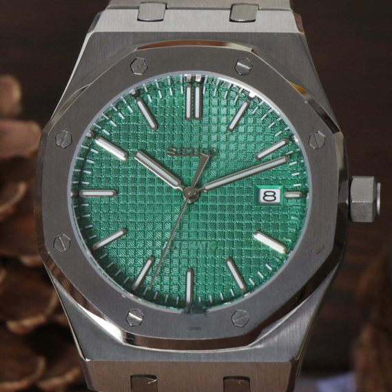 Royal Seikoak “Green” – 41mm Automatic Watch