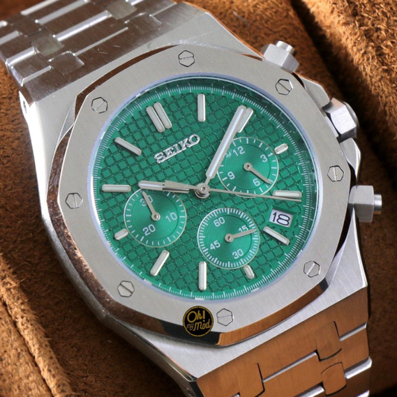Royal Seikoak “Green Chronograph” – 41mm Hybrid Automatic Watch