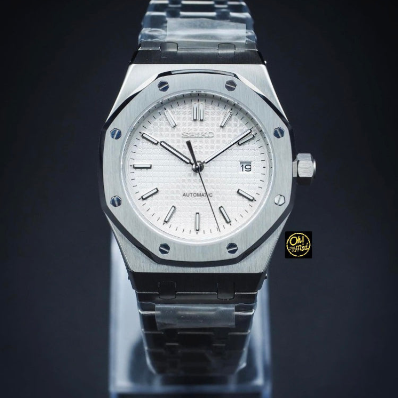 Royal Seikoak “White” – 41mm Automatic Watch