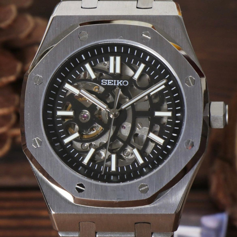Royal Seikoak “Skeleton” – 41mm Automatic Watch