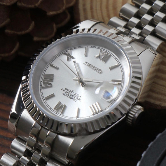 Seikojust “Silver Roman” – 36mm / 39mm Automatic Watch